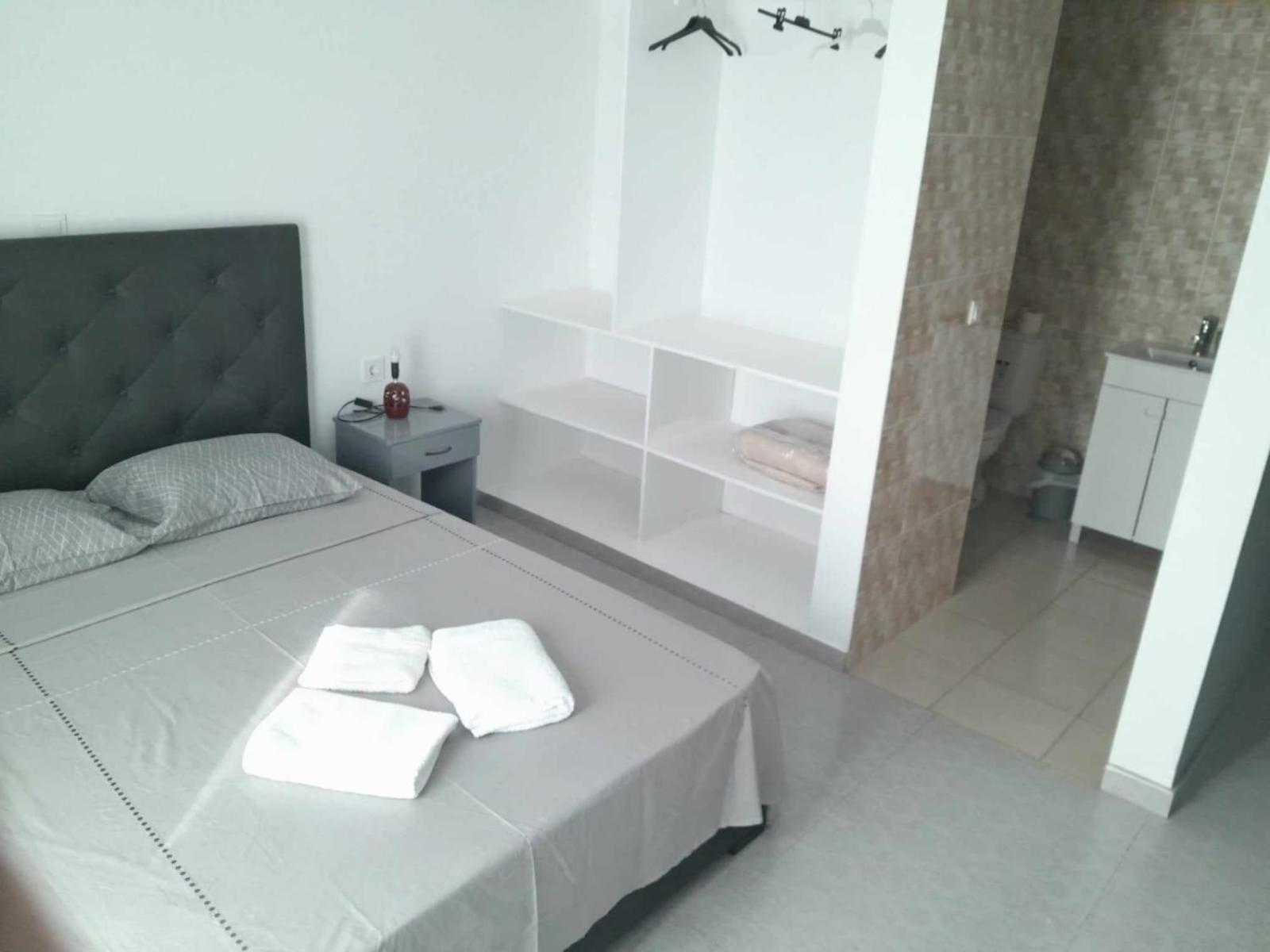 Hostel Rocha Marisol Ponta Do Sol Ngoại thất bức ảnh